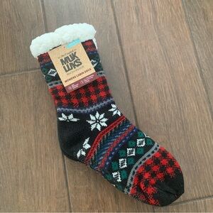 Muk Luks Cozy Cabin Socks Brand new size Small /Medium (5-7 Shoe Size)